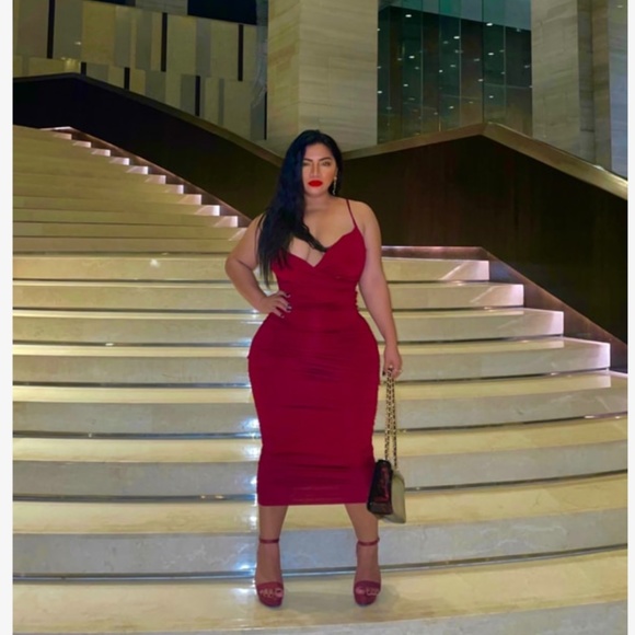 Burgundy Ruched Slim V-Neck Cami Midi Dress - Picture 15 of 15